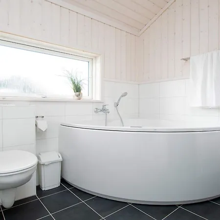 With Sauna And Interiors Hébergement de vacances Großenbrode